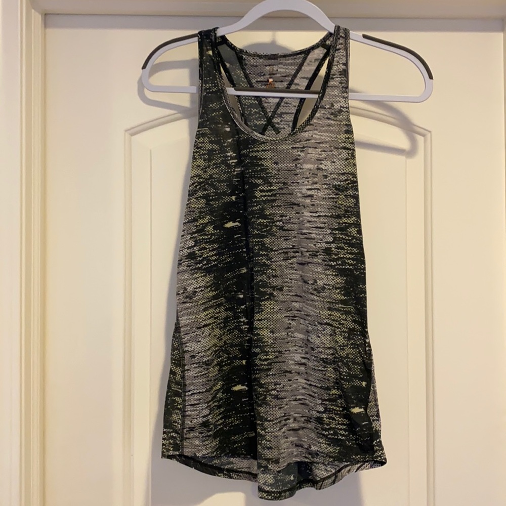 Lucy exercise top